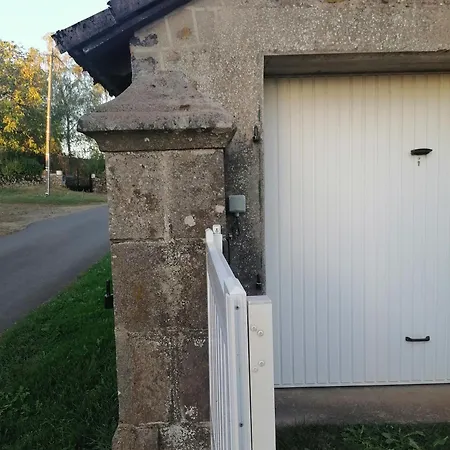 Nyaraló Du Bosquet Pays De Salers Cantal Sainte-Eulalie