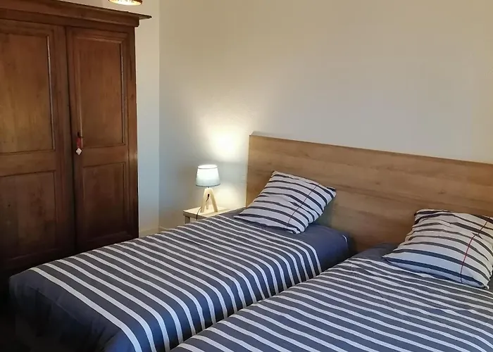 Du Bosquet Pays De Salers Cantal *